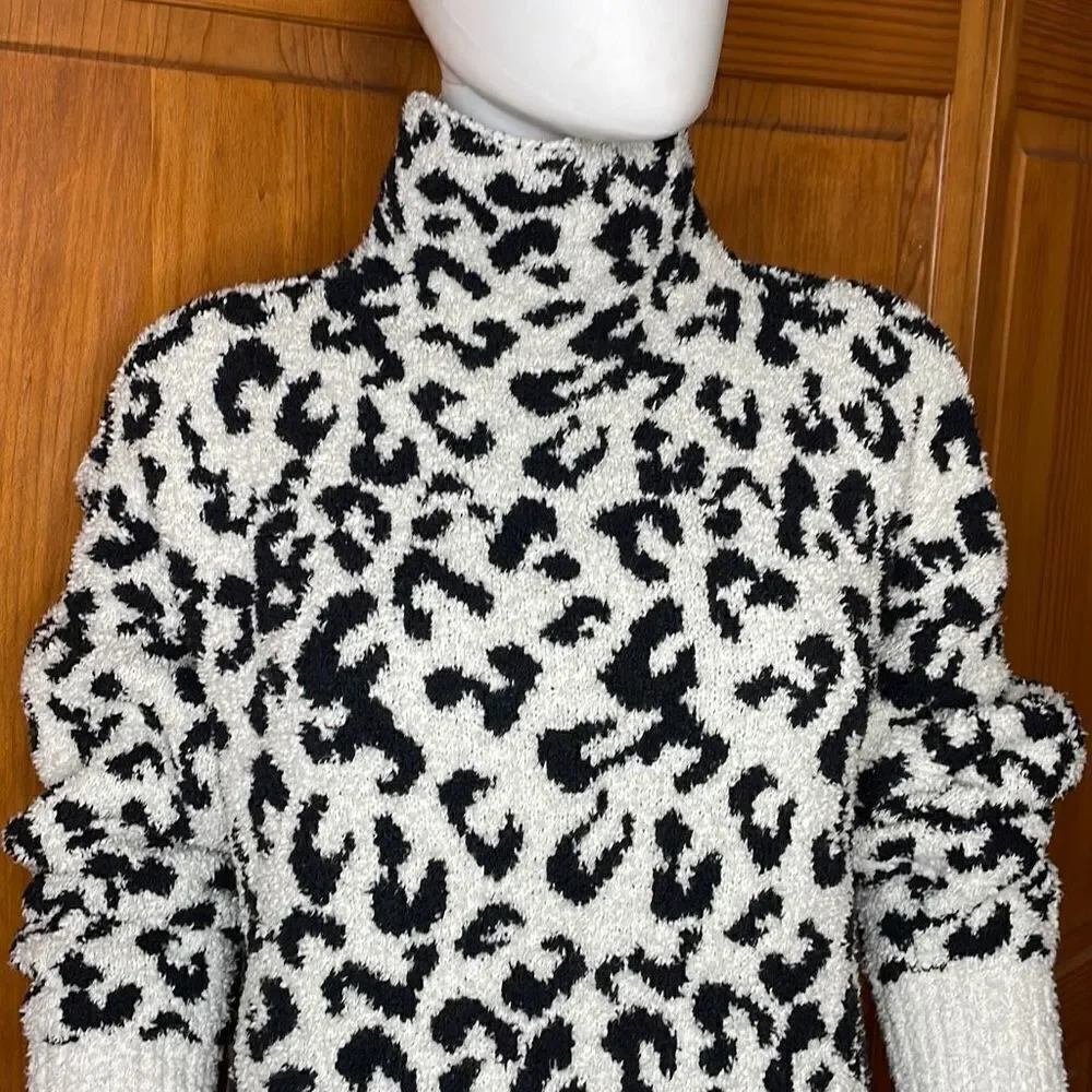 UGG Leopard Print Turtleneck Pullover Sweater Large